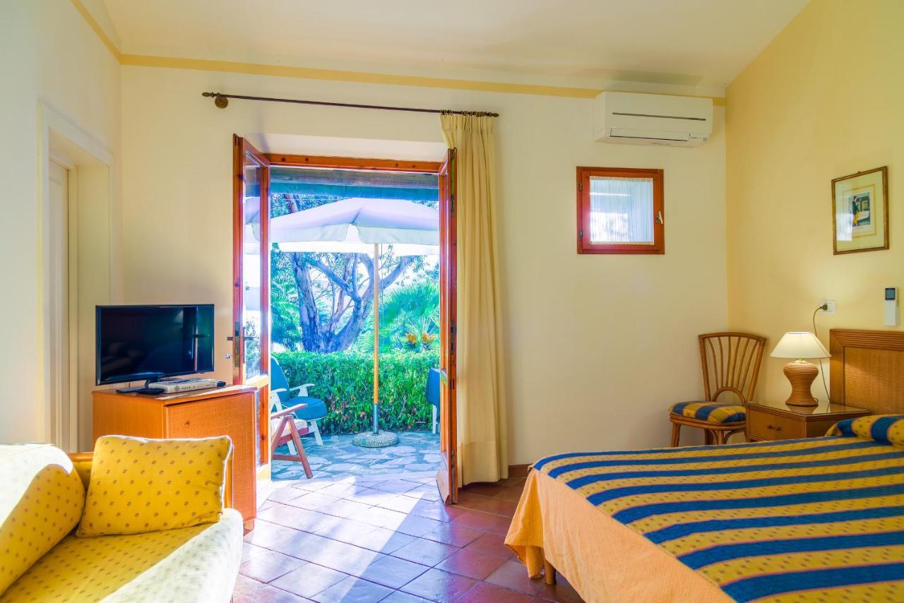 Hotel Villa Ottone Portoferraio Eksteriør bilde